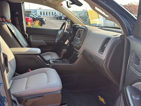 Used 2020 Chevrolet Colorado W/T w/ WT Convenience Package RWD image 11