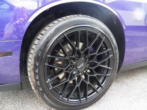 Used 2016 Dodge Challenger R/T Plus RWD image 13