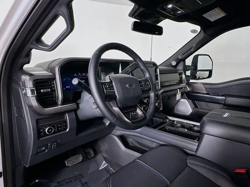 New 2026 Ford F450 Platinum image 9