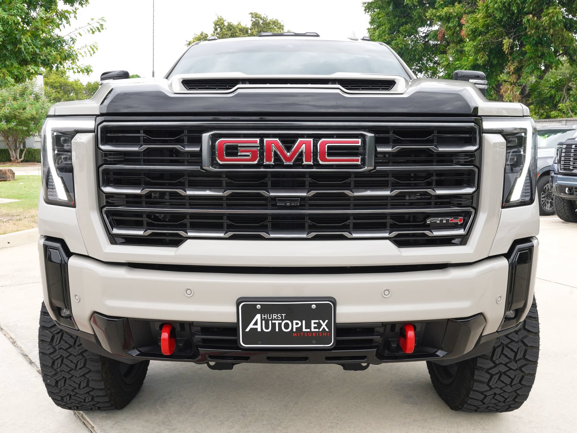 Used 2026 GMC Sierra 2500 AT4 w/ AT4 Premium Plus Package AWD/4WD image 2