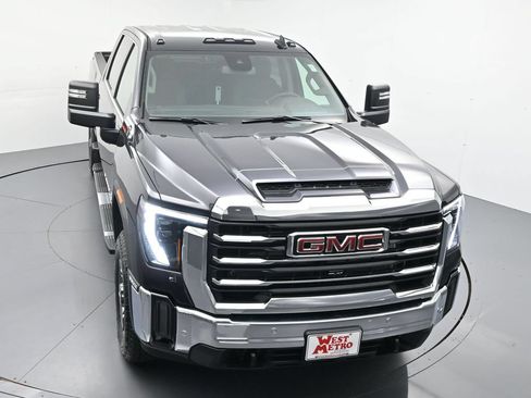 New 2026 GMC Sierra 3500 SLE w/ SLE Value Package AWD/4WD image 4
