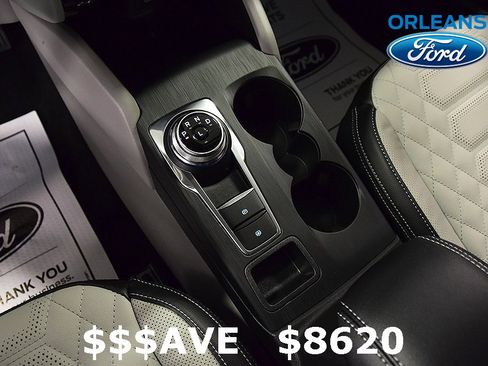 New 2024 Ford Escape SE w/ PHEV Premium Package image 22