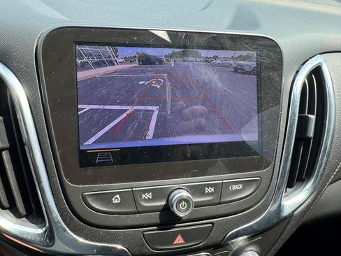 Used 2020 Chevrolet Equinox Premier AWD/4WD image 21