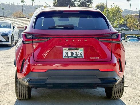 Used 2024 Lexus NX 250 FWD image 7