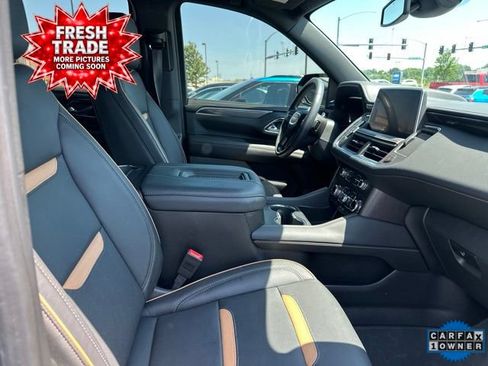 Used 2024 GMC Yukon AT4 w/ AT4 Premium Package AWD/4WD image 7