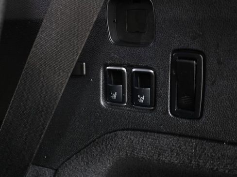 Used 2017 Mercedes-Benz GLS 450 450 4MATIC w/ Premium Package image 32