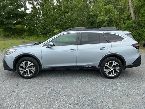 Used 2020 Subaru Outback Limited AWD/4WD image 2
