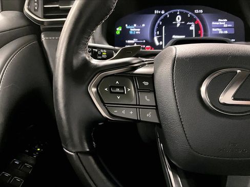 Used 2025 Lexus LX 600 4WD w/ Luxury Package image 22