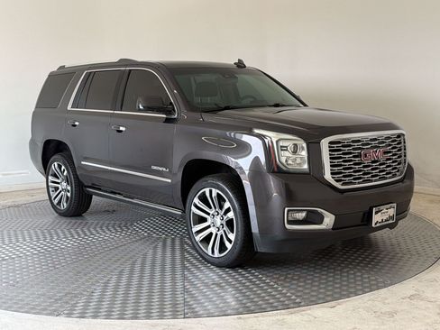 Used 2018 GMC Yukon Denali w/ Denali Ultimate Package AWD/4WD image 7