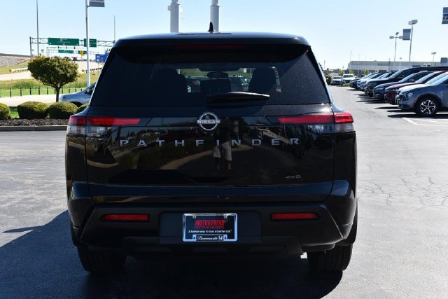 Used 2026 Nissan Pathfinder S AWD/4WD image 6