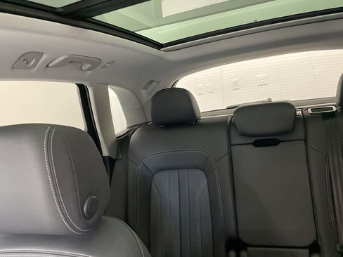 Used 2023 Audi Q5 2.0T Premium Plus w/ Premium Plus Package image 32