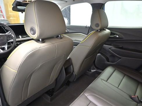 New 2026 Chevrolet Trax ACTIV w/ Driver Confidence Package image 13