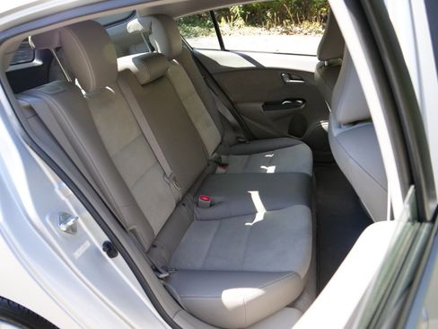 Used 2012 Honda Insight EX image 32