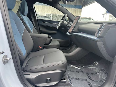 New 2026 Volvo EX30 Plus image 10