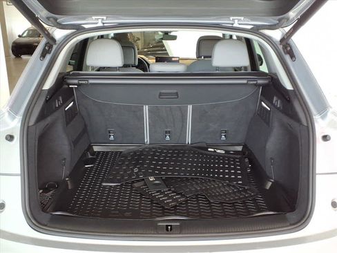 Used 2023 Audi Q5 2.0T Premium w/ Convenience Package image 20