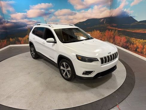 Used 2020 Jeep Cherokee Limited FWD image 2