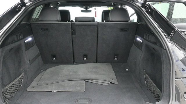 Used 2021 Audi Q5 Prestige w/ Prestige Package AWD/4WD image 12