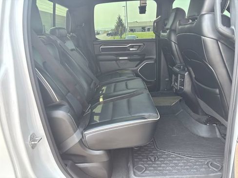 Used 2024 RAM 1500 Laramie AWD/4WD image 23