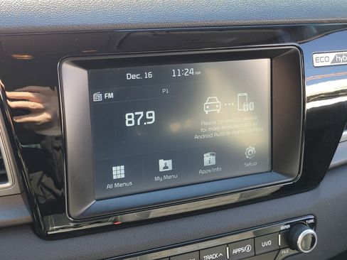 Used 2018 Kia Niro LX image 21