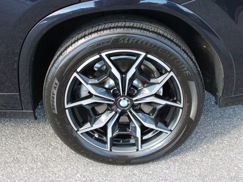 Used 2023 BMW X4 xDrive30i w/ M Sport Package image 35