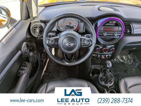 Used 2016 MINI Cooper 4-Door Hardtop image 14