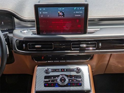 Used 2023 Lincoln Aviator Black Label w/ Dynamic Handling Package image 17