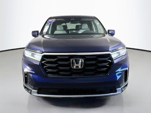Used 2023 Honda Pilot EX-L image 3