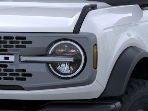 New 2026 Ford Bronco Badlands AWD/4WD image 15