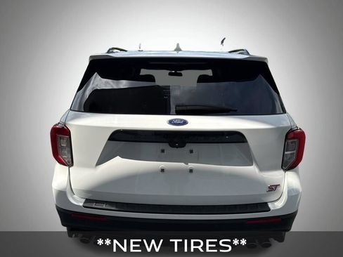 Used 2020 Ford Explorer ST w/ Premium Technology Package AWD/4WD image 4