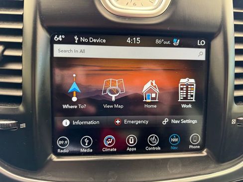 Used 2019 Chrysler 300 Limited RWD image 51