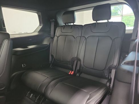 New 2026 Jeep Grand Cherokee L Limited AWD/4WD image 9