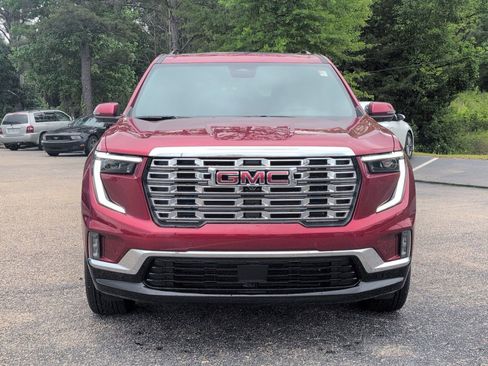 New 2026 GMC Acadia Denali FWD image 9