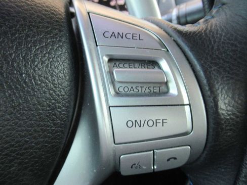 Used 2017 Nissan Altima 2.5 SR w/ Midnight Edition Package image 26