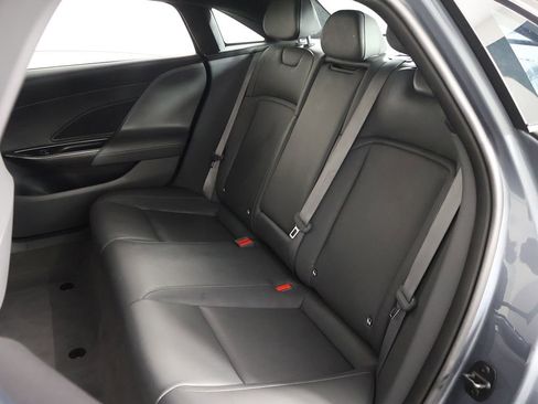 Used 2024 Lucid Air Touring AWD/4WD image 33