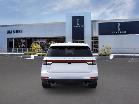 New 2026 Lincoln Aviator AWD image 5