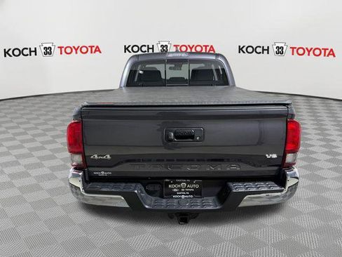 Certified 2023 Toyota Tacoma SR5 AWD/4WD image 7