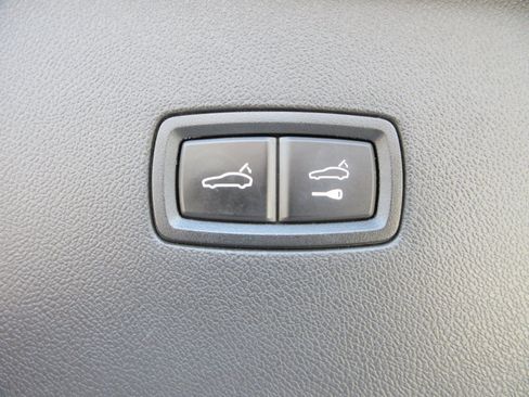 Used 2021 Porsche Cayenne GTS AWD/4WD image 60