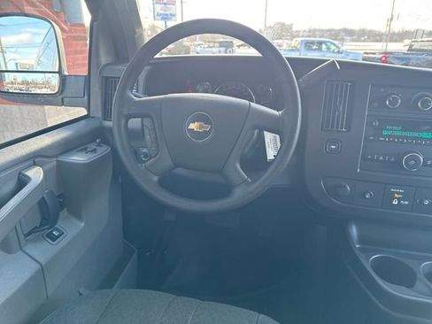 Used 2024 Chevrolet Express 2500 Work Van image 3