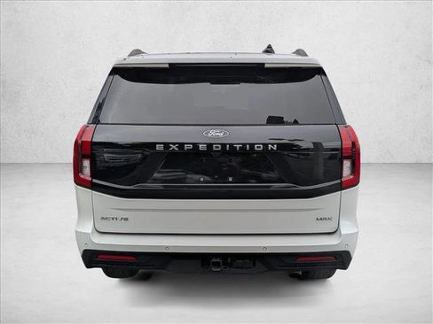 Used 2025 Ford Expedition Max Active image 7