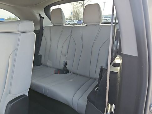 Used 2022 Acura MDX FWD w/ Technology Package image 33