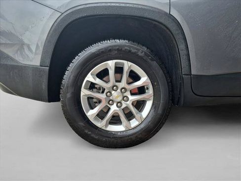 Used 2018 Chevrolet Traverse LT AWD/4WD image 9