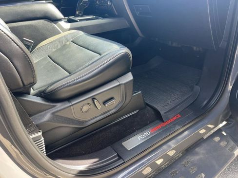 Used 2018 Ford F150 Raptor w/ Equipment Group 802A Luxury AWD/4WD image 2