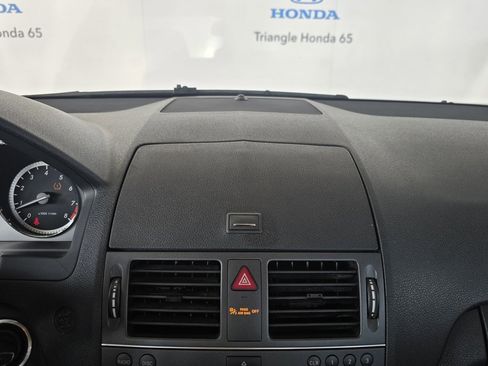 Used 2011 Mercedes-Benz C 300 Sedan image 34