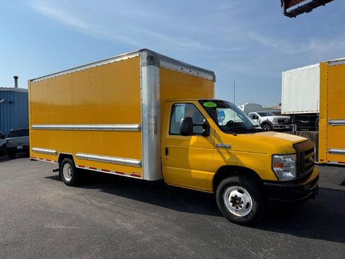 Used 2019 Ford E-350 and Econoline 350 Super Duty RWD image 1