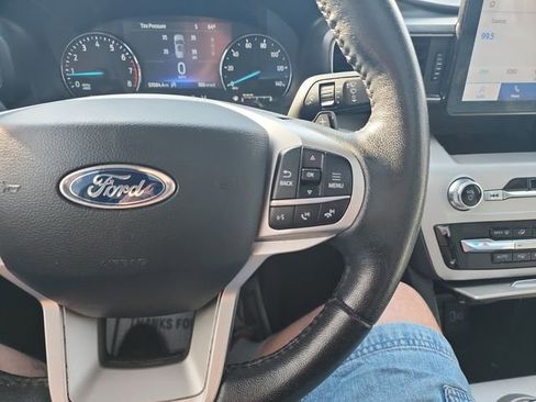 Used 2021 Ford Explorer XLT w/ Equipment Group 202A image 21