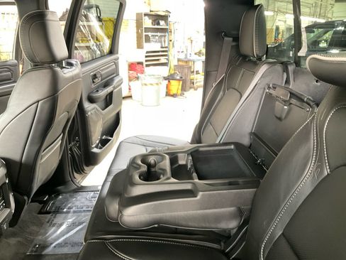 Used 2024 RAM 1500 Limited AWD/4WD image 26