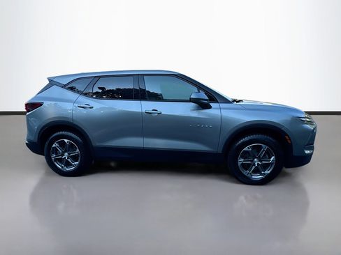 Used 2023 Chevrolet Blazer LT w/ Driver Confidence Package FWD image 8
