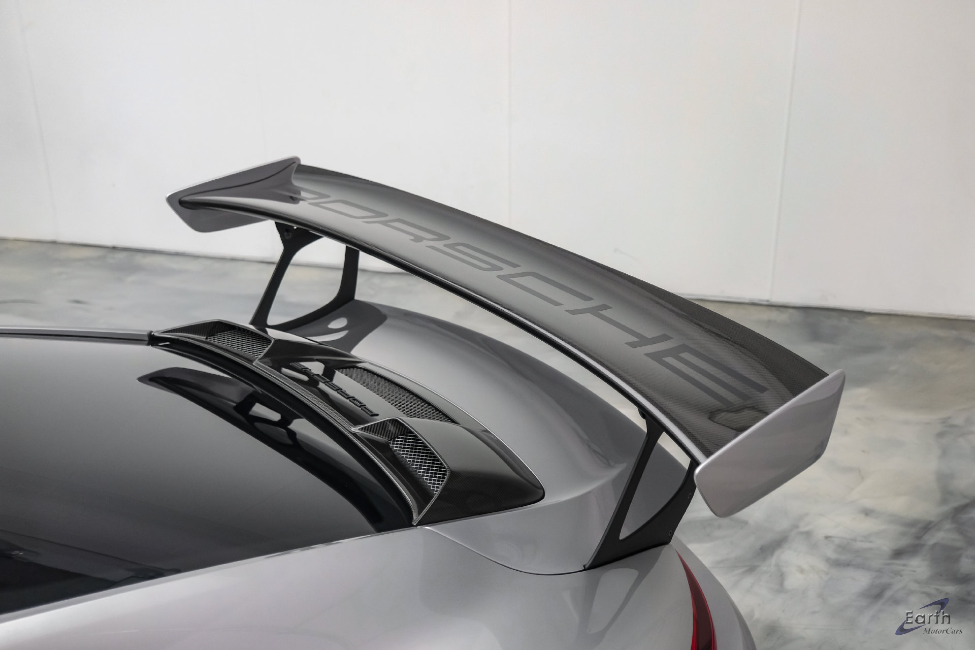 Used 2018 Porsche 911 GT2 RS RWD image 20