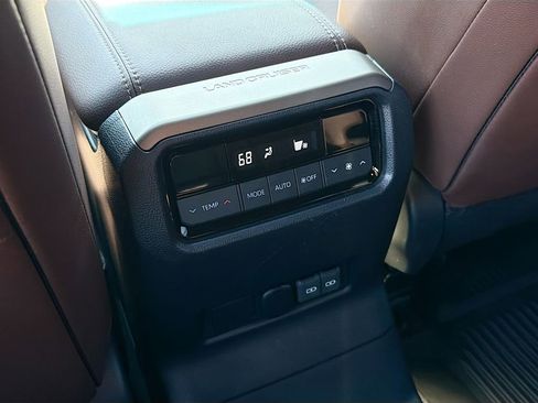 Used 2025 Toyota Land Cruiser w/ Premium Package image 25