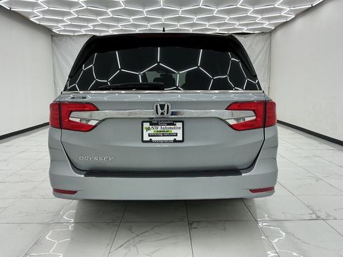 Used 2019 Honda Odyssey EX image 10